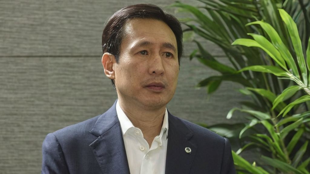 娱乐吃瓜二人组意外预测小花暗恋事件引爆网络争议